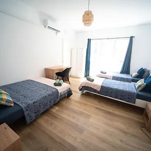 By Port Vell Rooms Barcellona