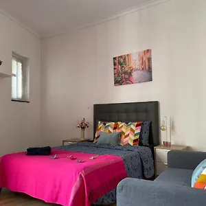 By La Rambla Rooms Barcellona
