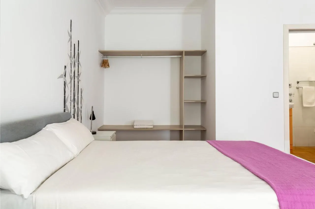 Monrooms Barcelona Pensión